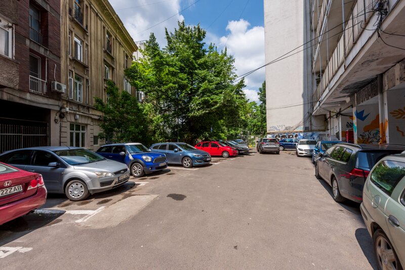 Sala Palatului, Poiana Narciselor, Parter/3, Comision 0 %