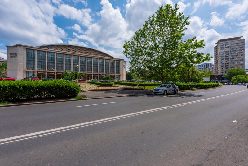 Sala Palatului, Poiana Narciselor, Parter/3, Comision 0 %